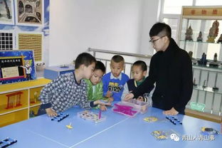 心理咨詢與書法繪畫 青福鎮(zhèn)保利社區(qū)服務站的全新體驗